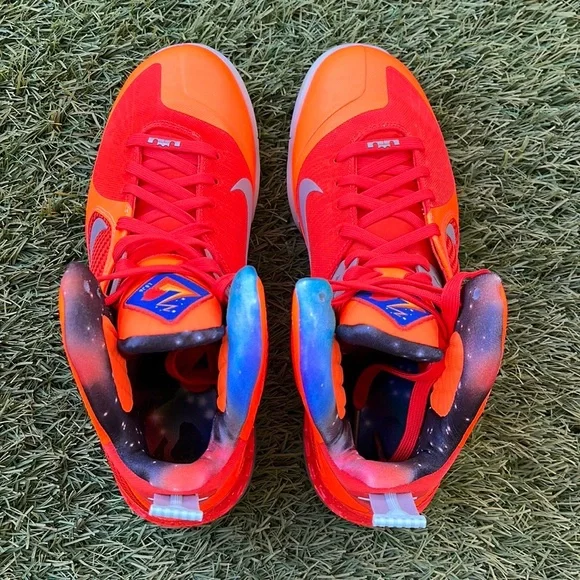 Nike Lebron IV - Picture 4 of 5